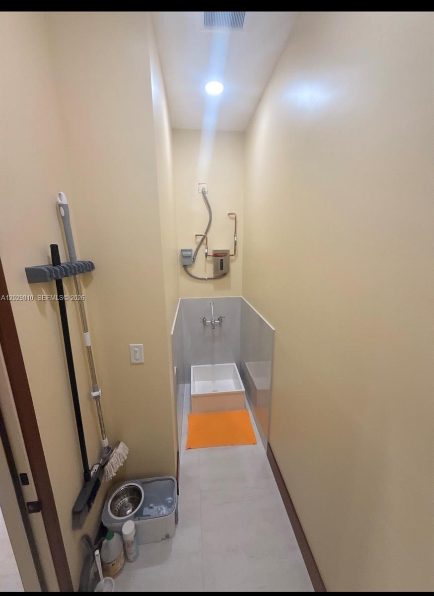 A12029810 Property Photo 12