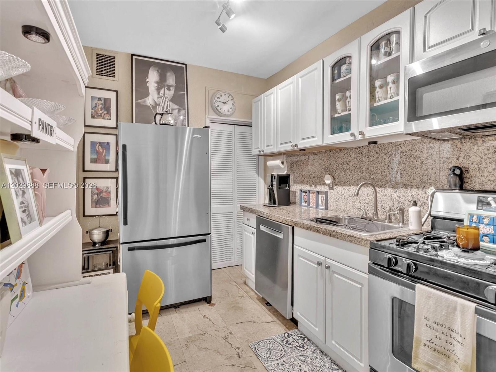 928 Euclid Avenue 2 Property Photo 7