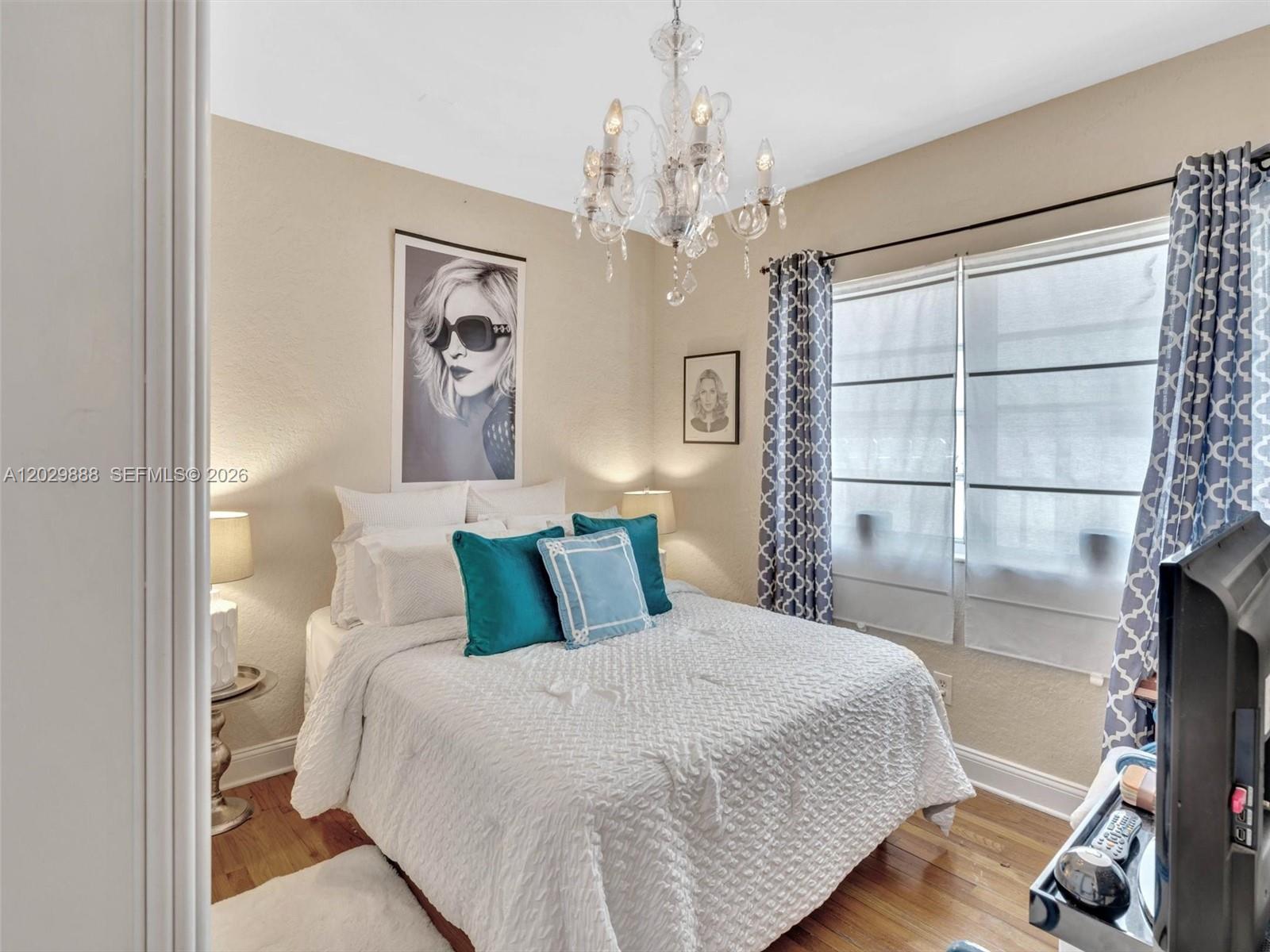 928 Euclid Avenue 2 Property Photo 8