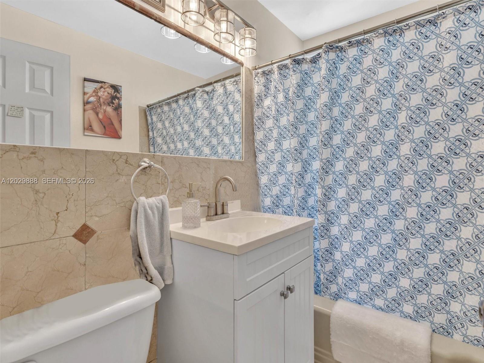 928 Euclid Avenue 2 Property Photo 11