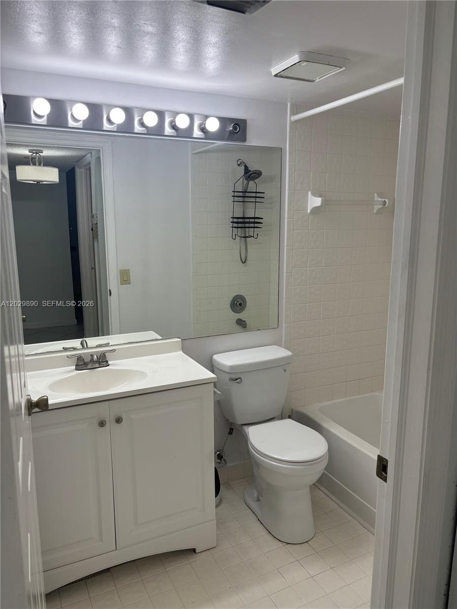A12029890 Property Photo 6