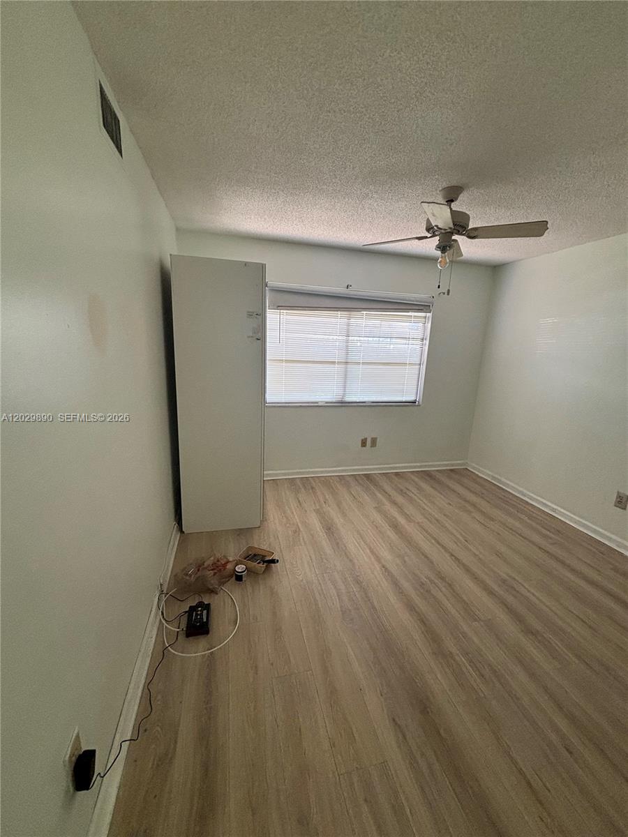 A12029890 Property Photo 7