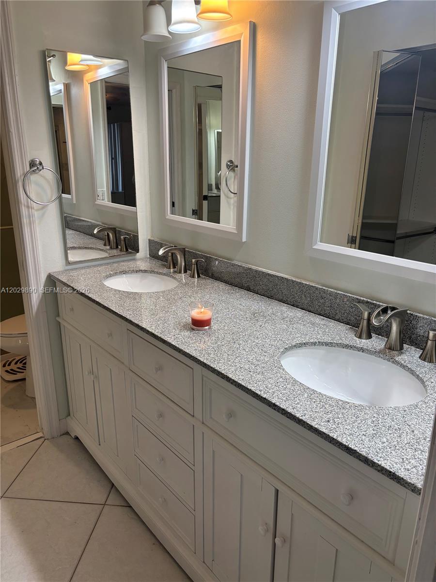 A12029890 Property Photo 15