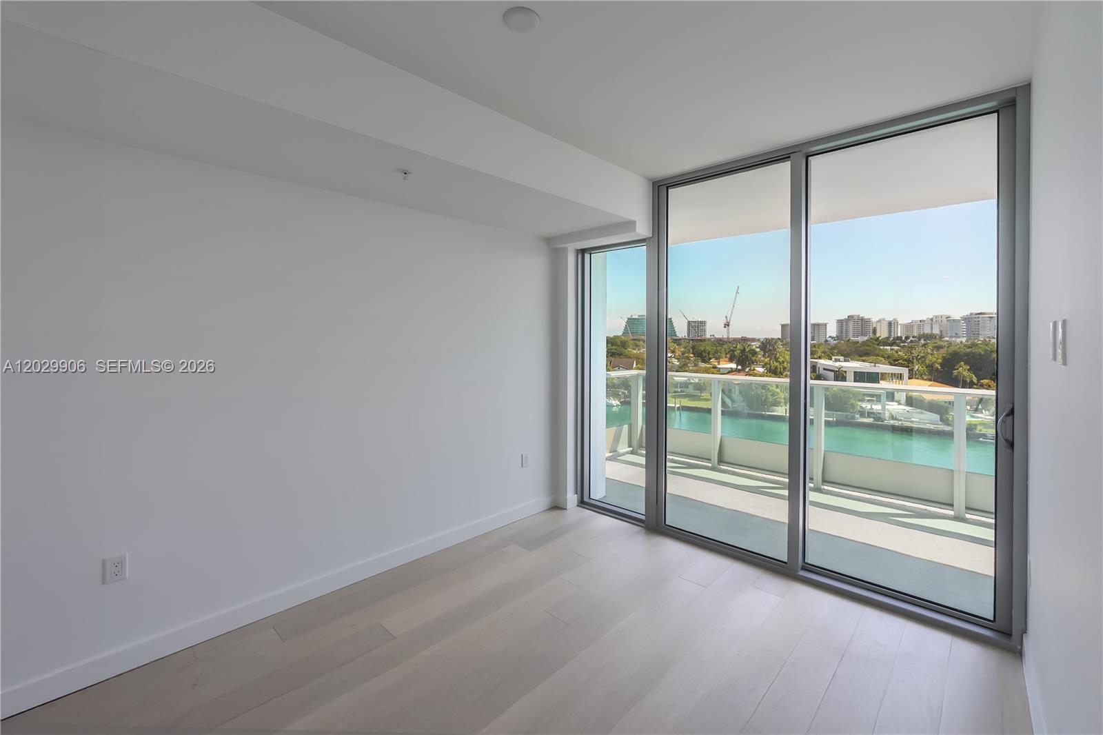 9201 E Bay Harbor Drive 603 Property Photo 13