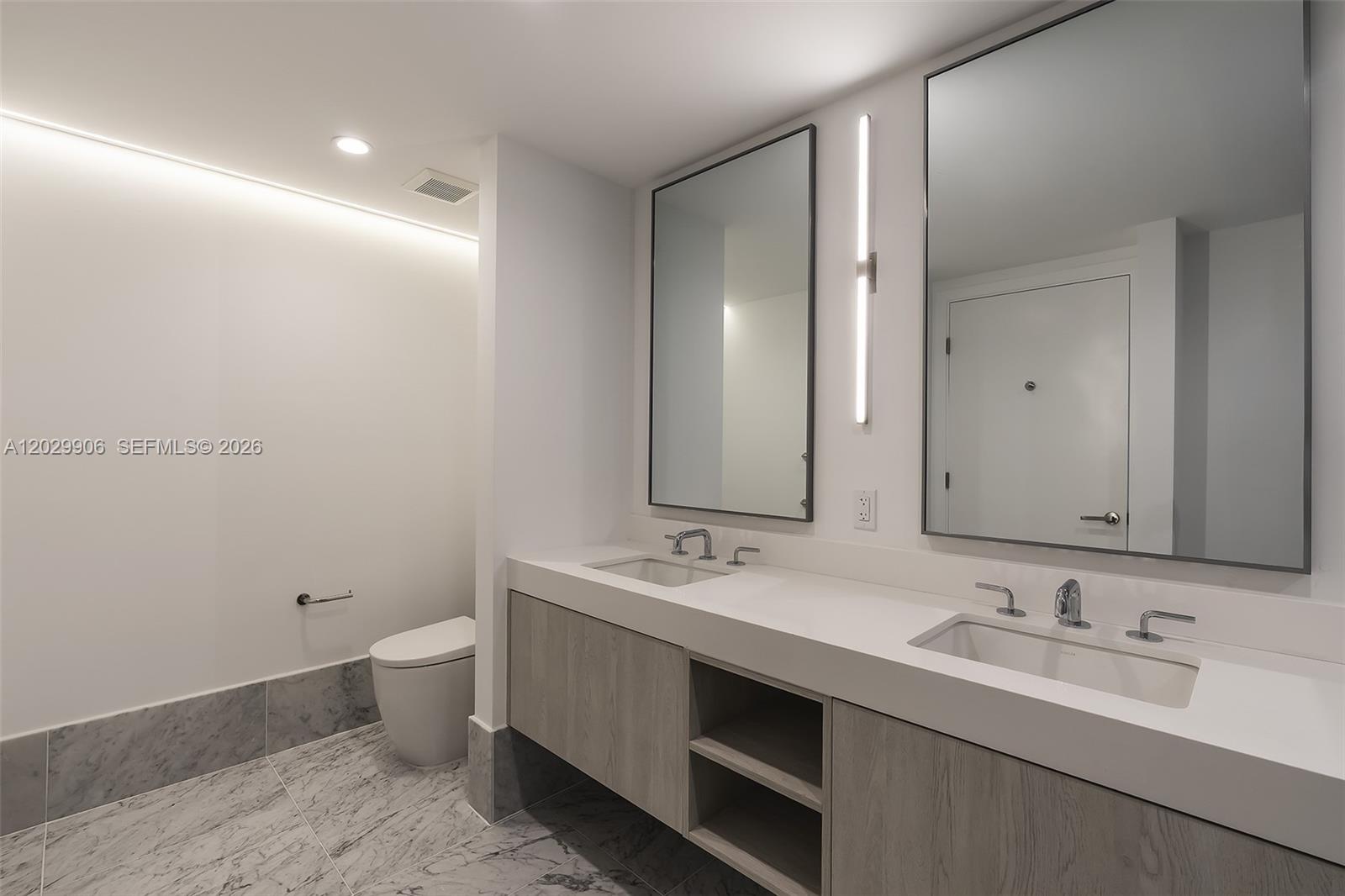 9201 E Bay Harbor Drive 603 Property Photo 15