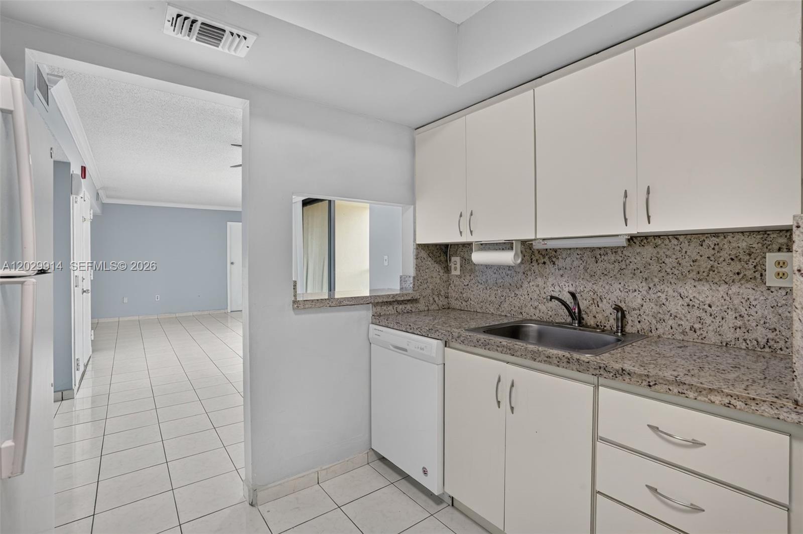 11780 Sw 18th Street 428-2 Property Photo 4