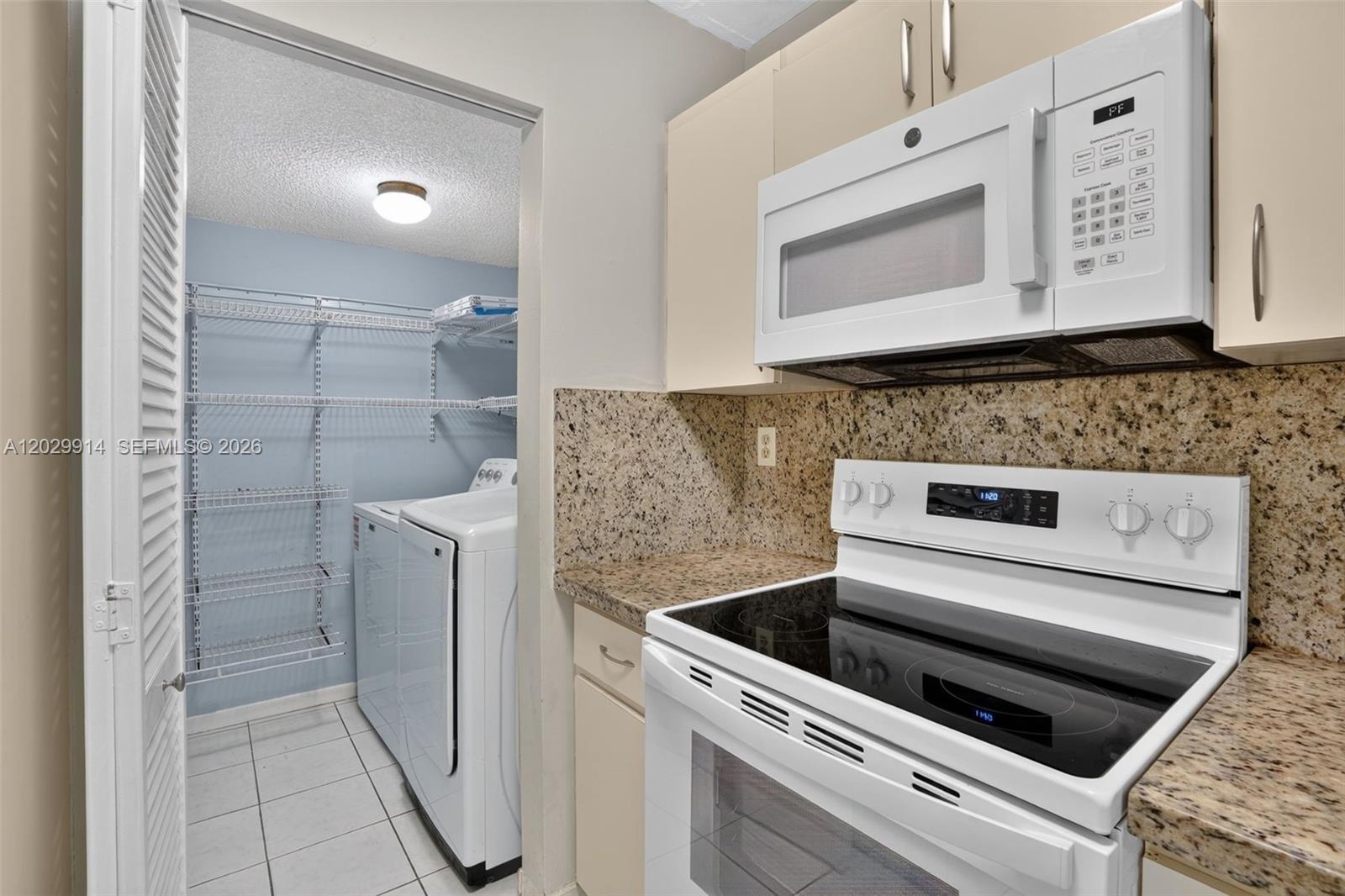 11780 Sw 18th Street 428-2 Property Photo 5