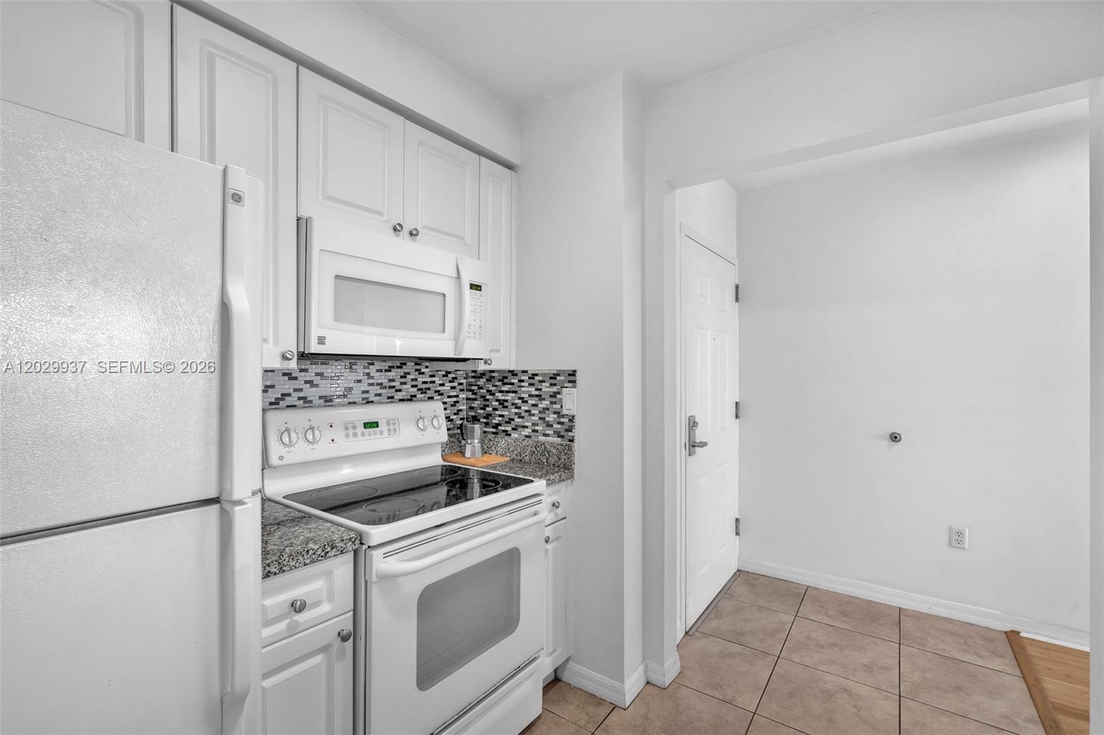 900 Sw 8th Street 1103 Property Photo 5