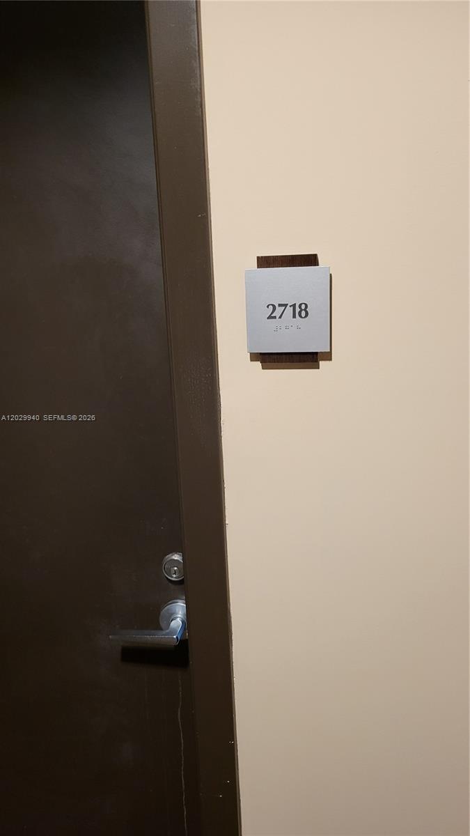 1111 Sw 1 Avenue 2718-n Property Photo 8