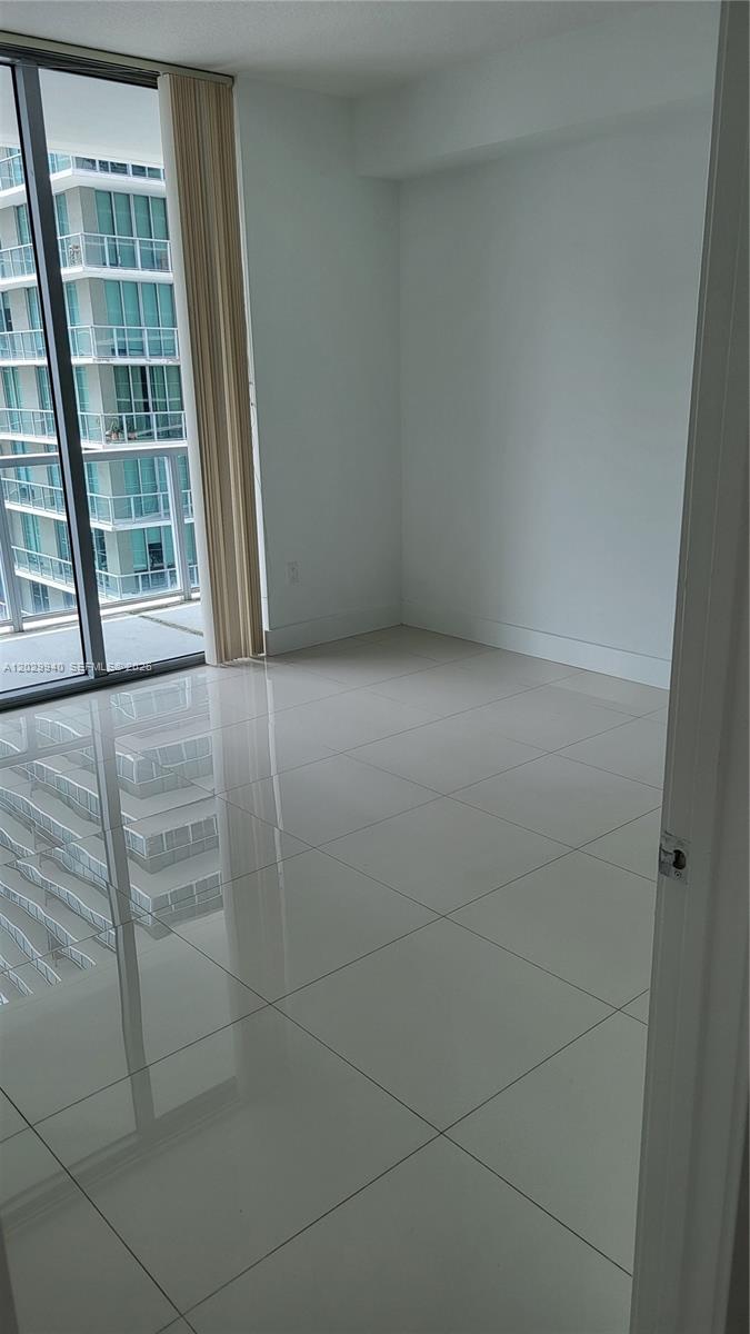 1111 Sw 1 Avenue 2718-n Property Photo 24