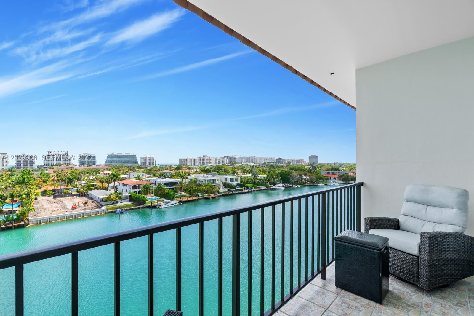9341 E Bay Harbor Drive Ph-b Property Photo 19