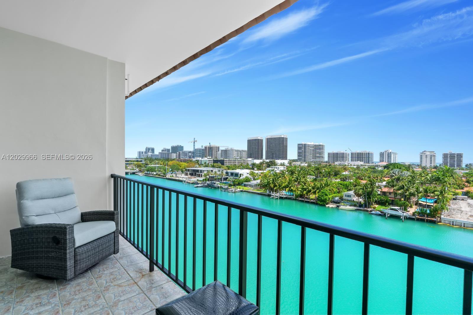9341 E Bay Harbor Drive Ph-b Property Photo 32
