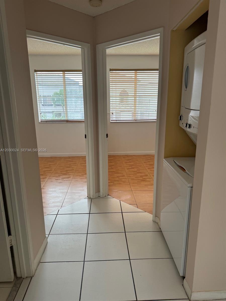 A12030024 Property Photo 6