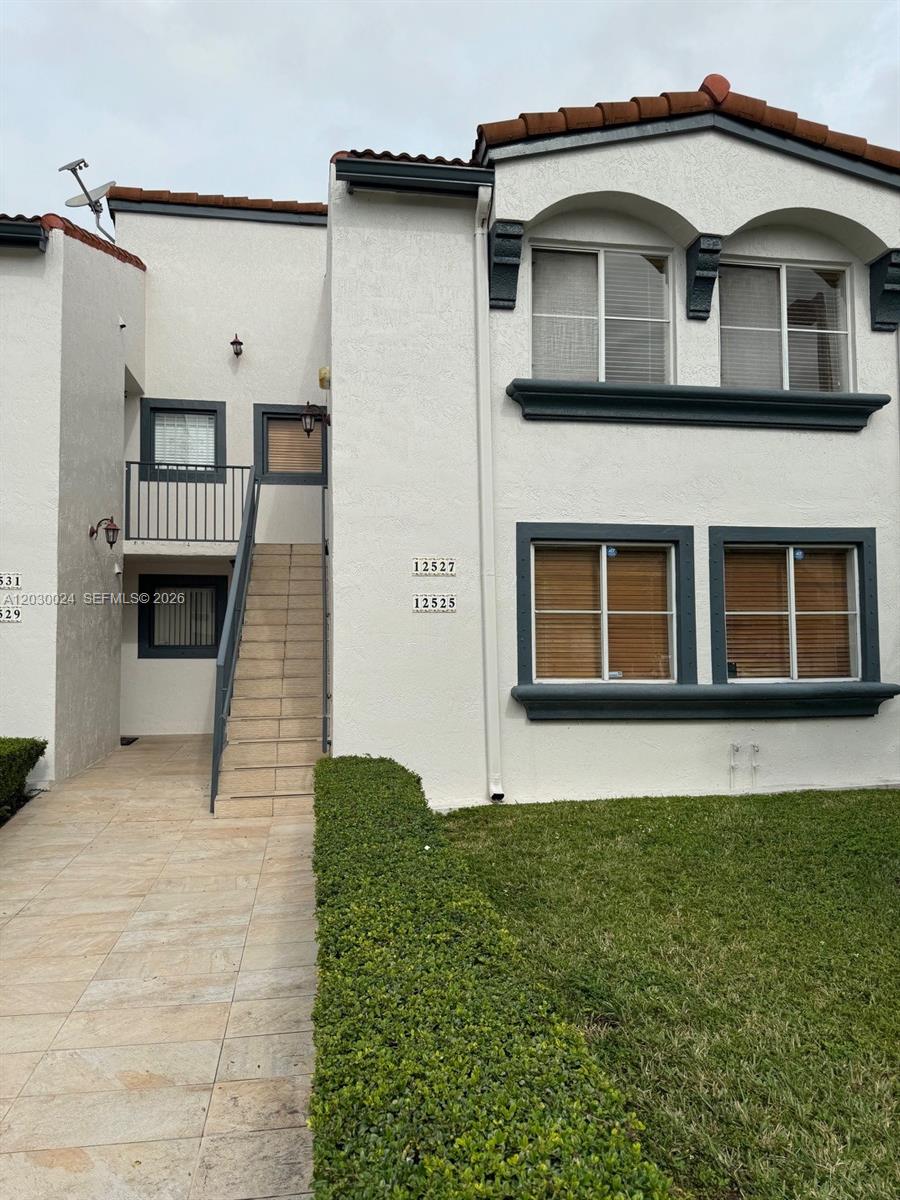 A12030024 Property Photo 22