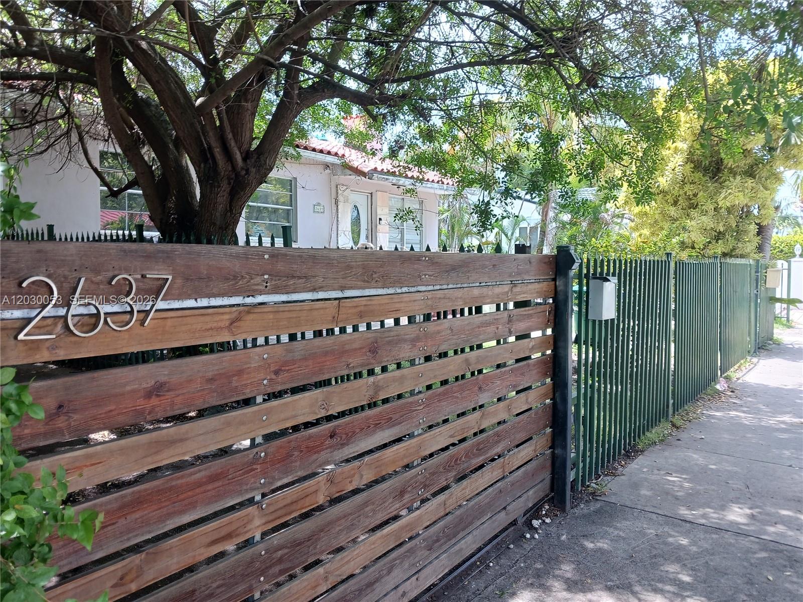2635 SW 34th Court