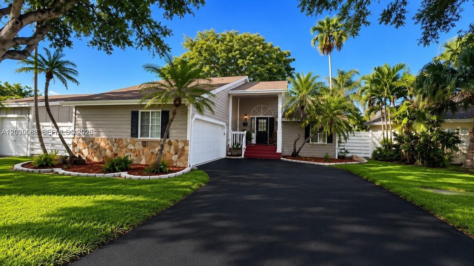 14510 SW 142nd Ct Circle S Property Photo 1
