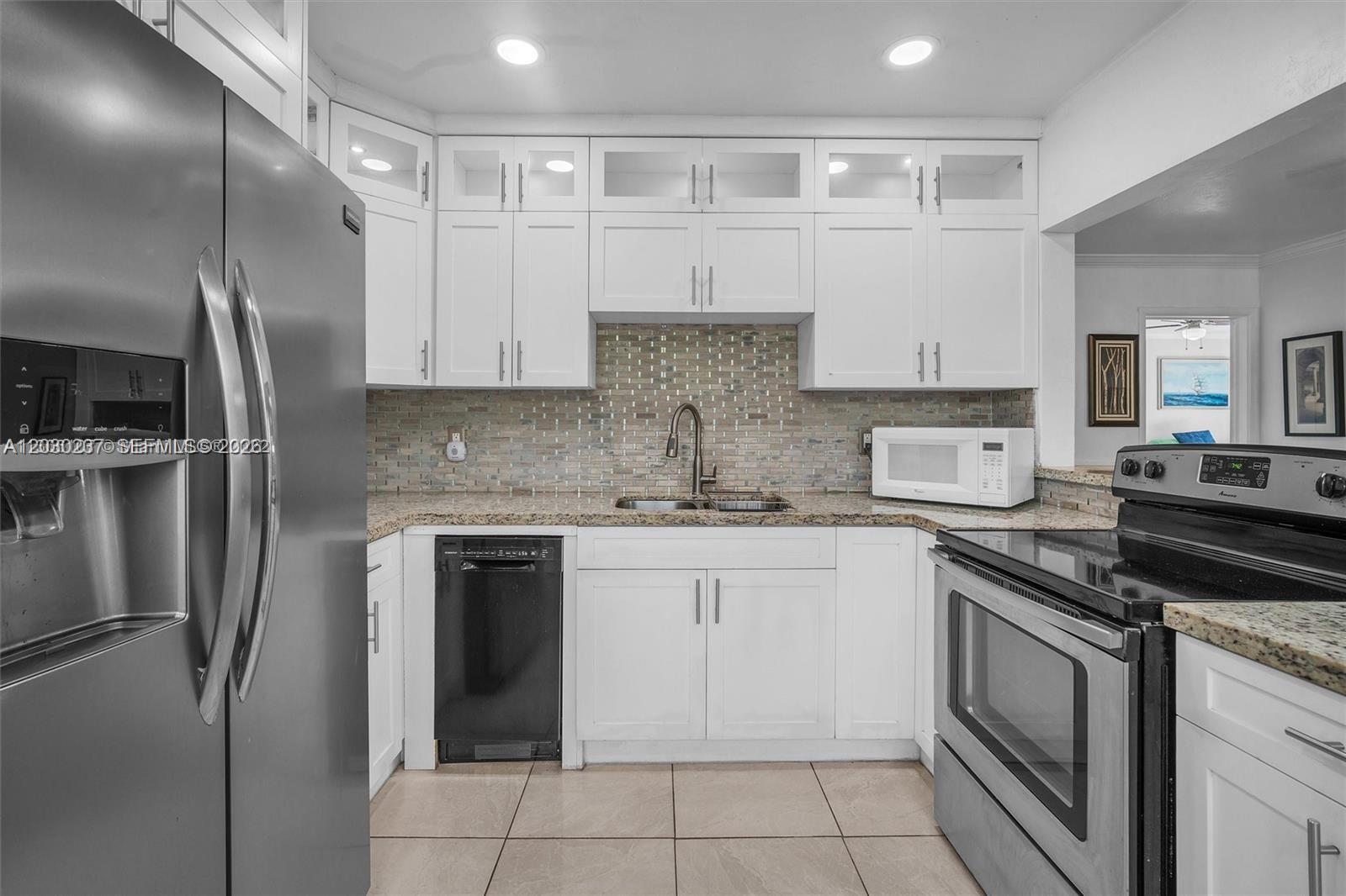 1635 Hollywood Boulevard A Property Photo 8
