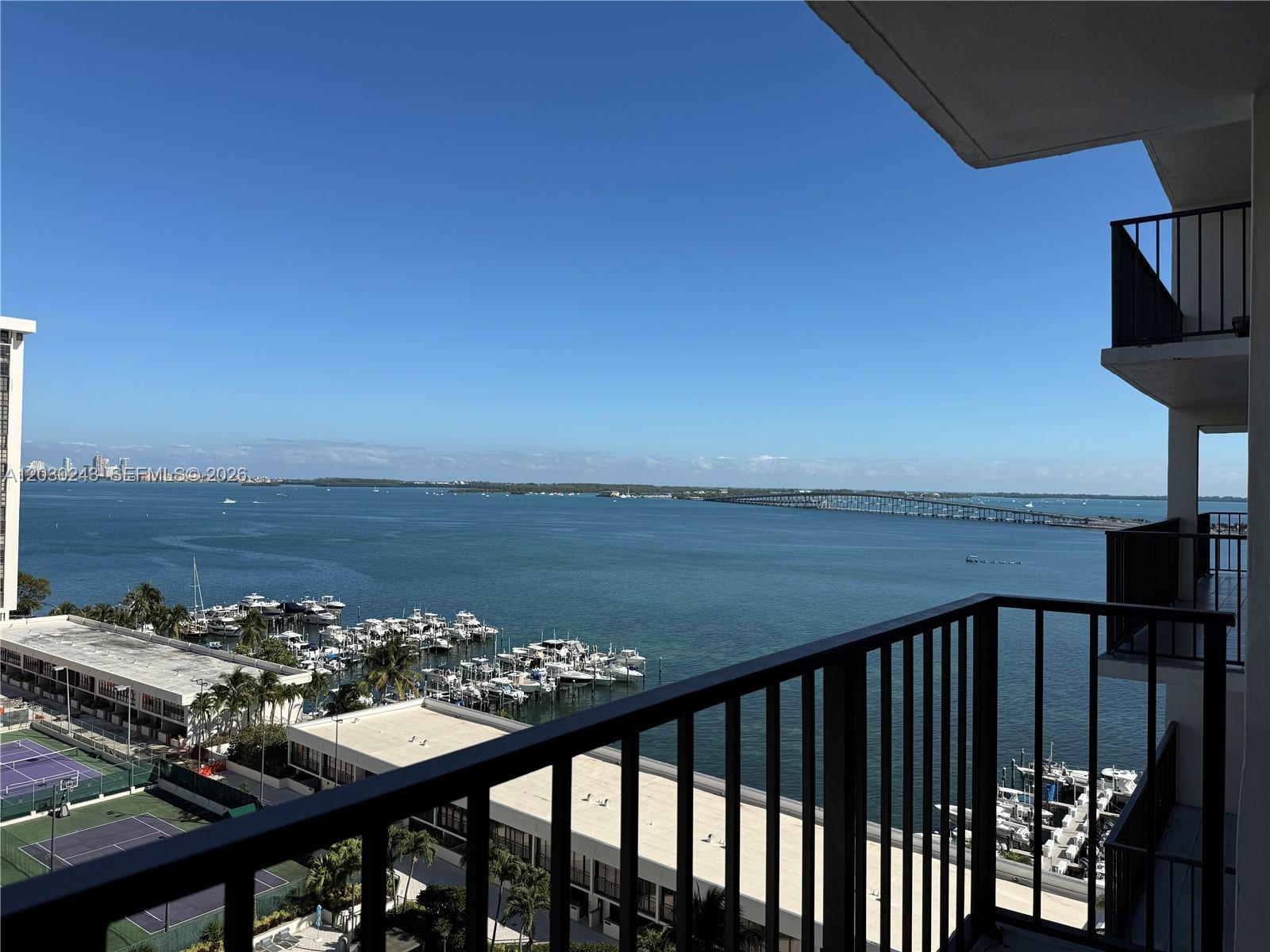 1925 Brickell Avenue 1403 Property Photo 8