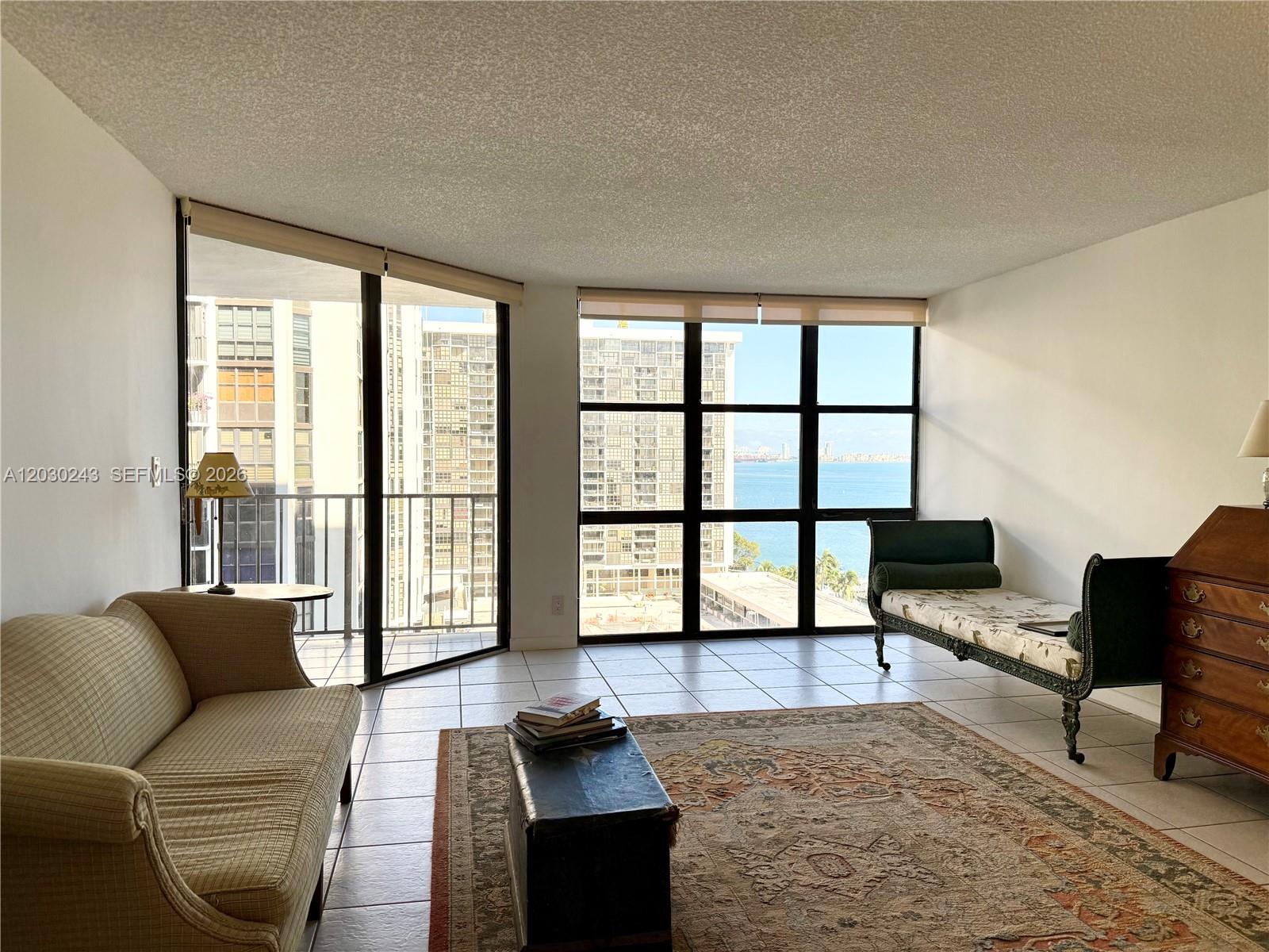 1925 Brickell Avenue 1403 Property Photo 9