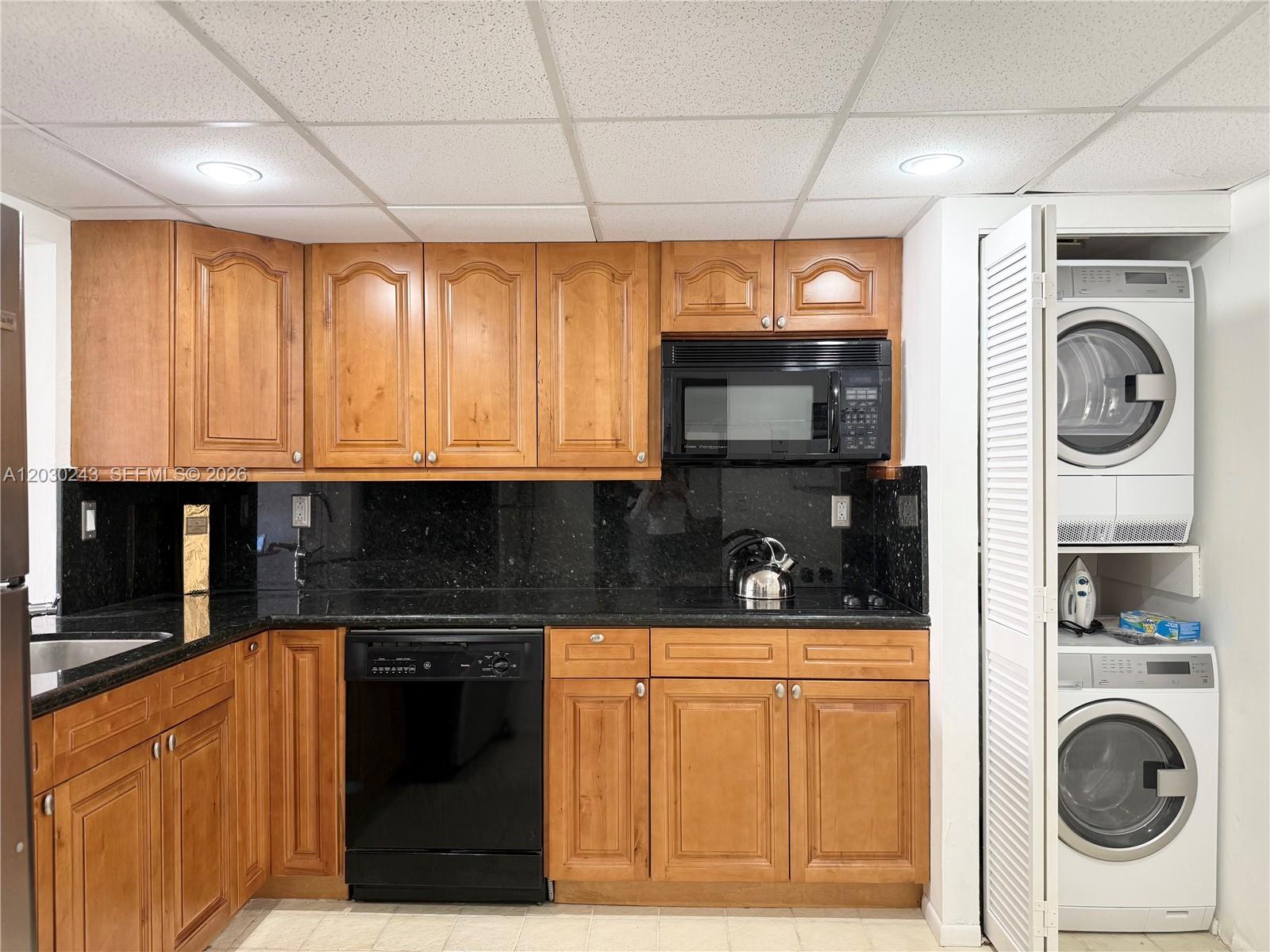 1925 Brickell Avenue 1403 Property Photo 12