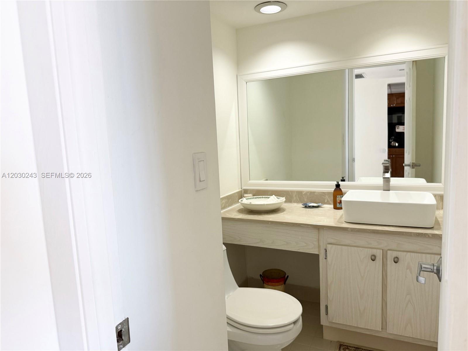 1925 Brickell Avenue 1403 Property Photo 13