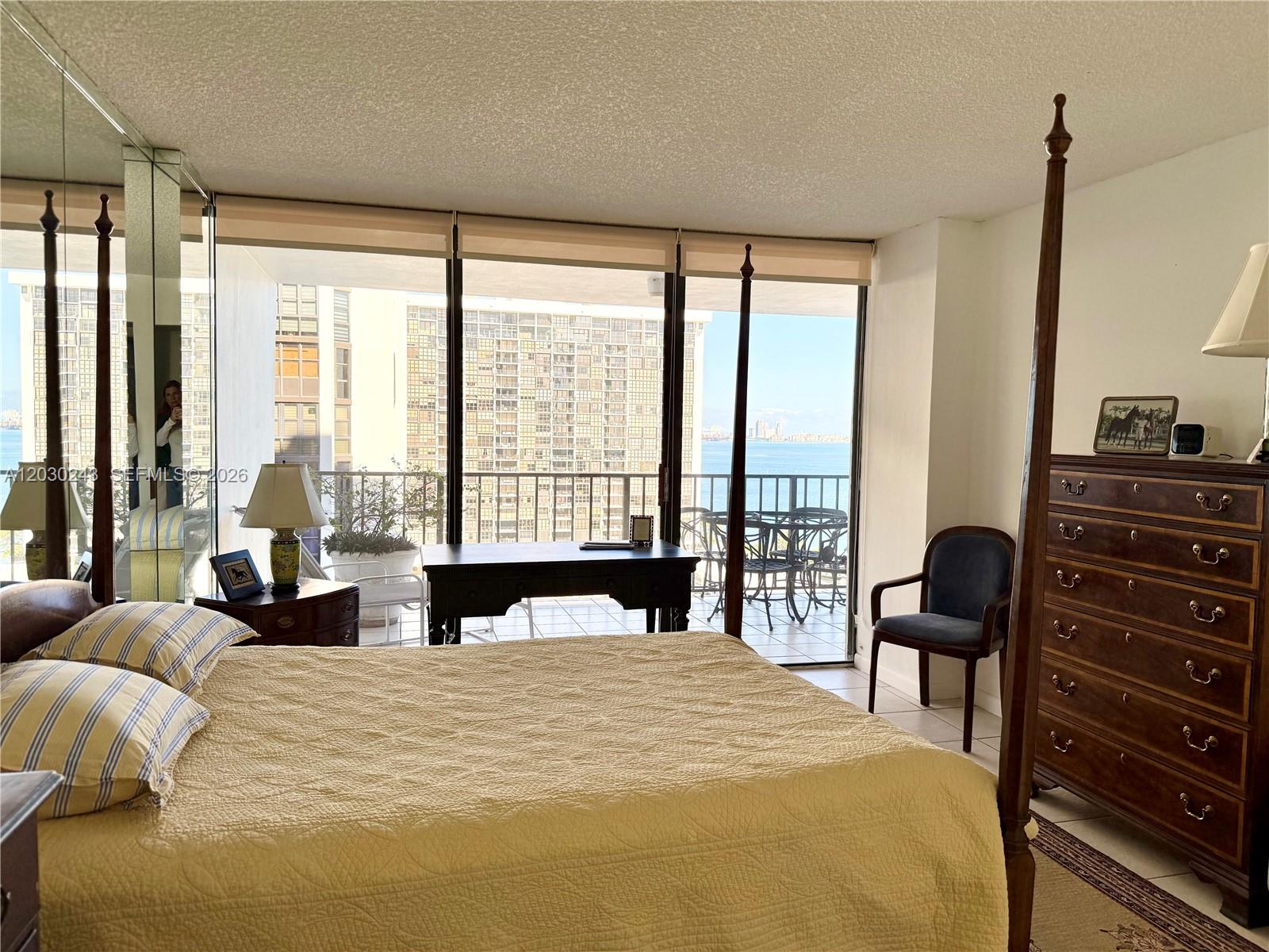1925 Brickell Avenue 1403 Property Photo 15