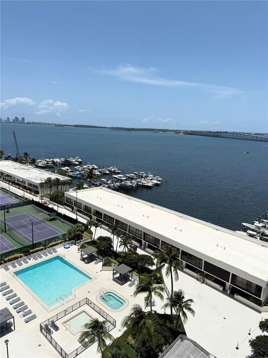 1925 Brickell Avenue 1403 Property Photo 17