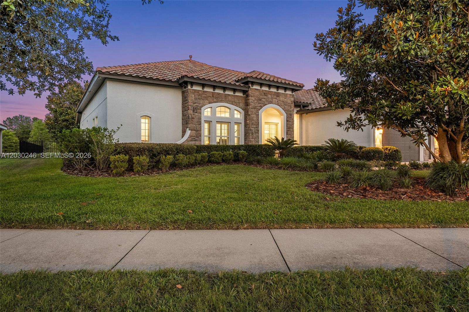 17425 Varona Place Property Photo 3