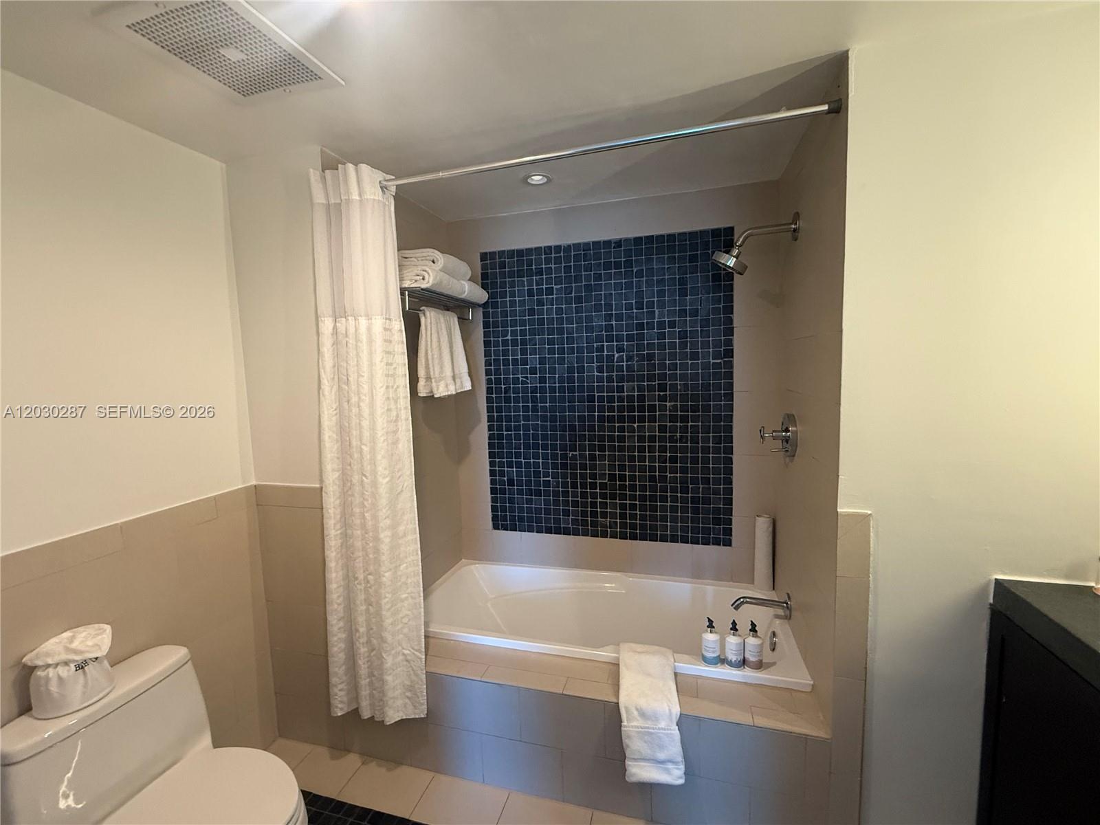 17315 Collins Avenue 1406 Property Photo 30