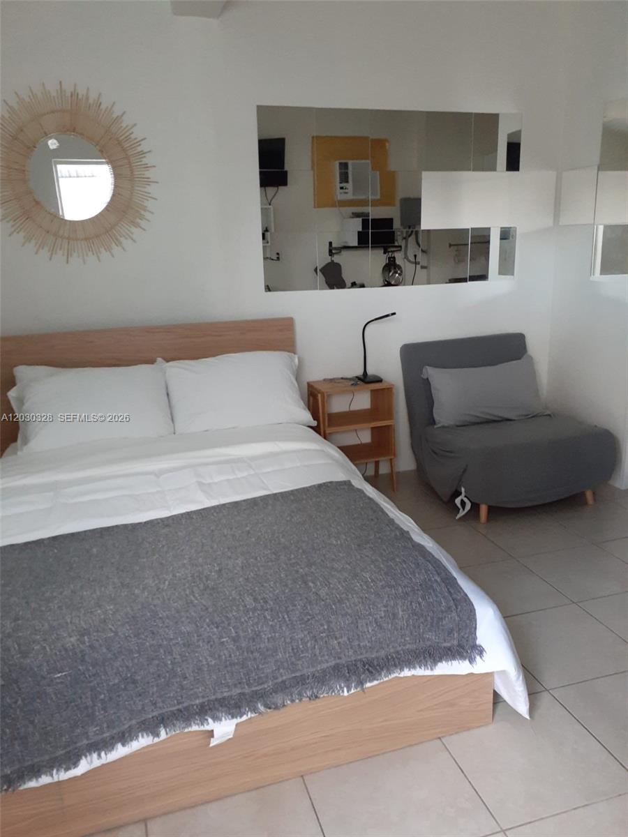 2306 Sunshine Boulevard - Property Photo 1