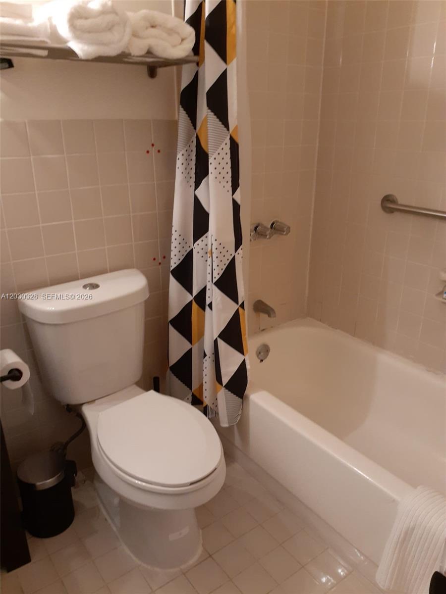 2306 Sunshine Boulevard - Property Photo 6