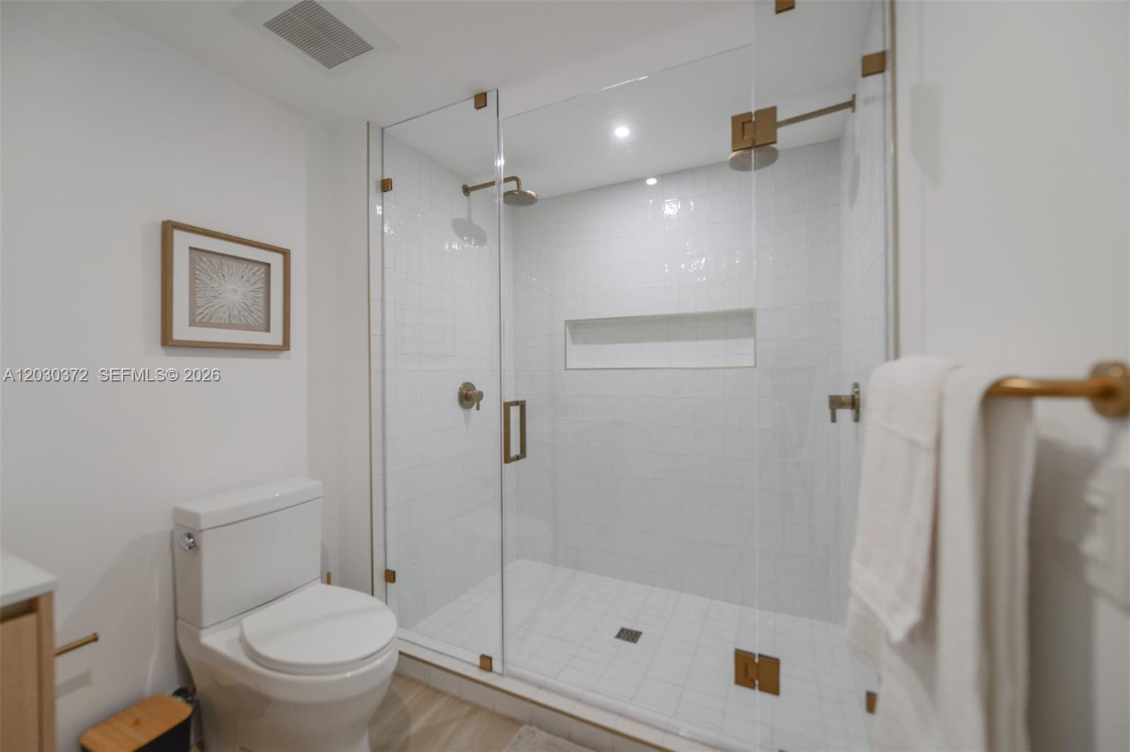 90 Ne 32nd Street 618 Property Photo 15