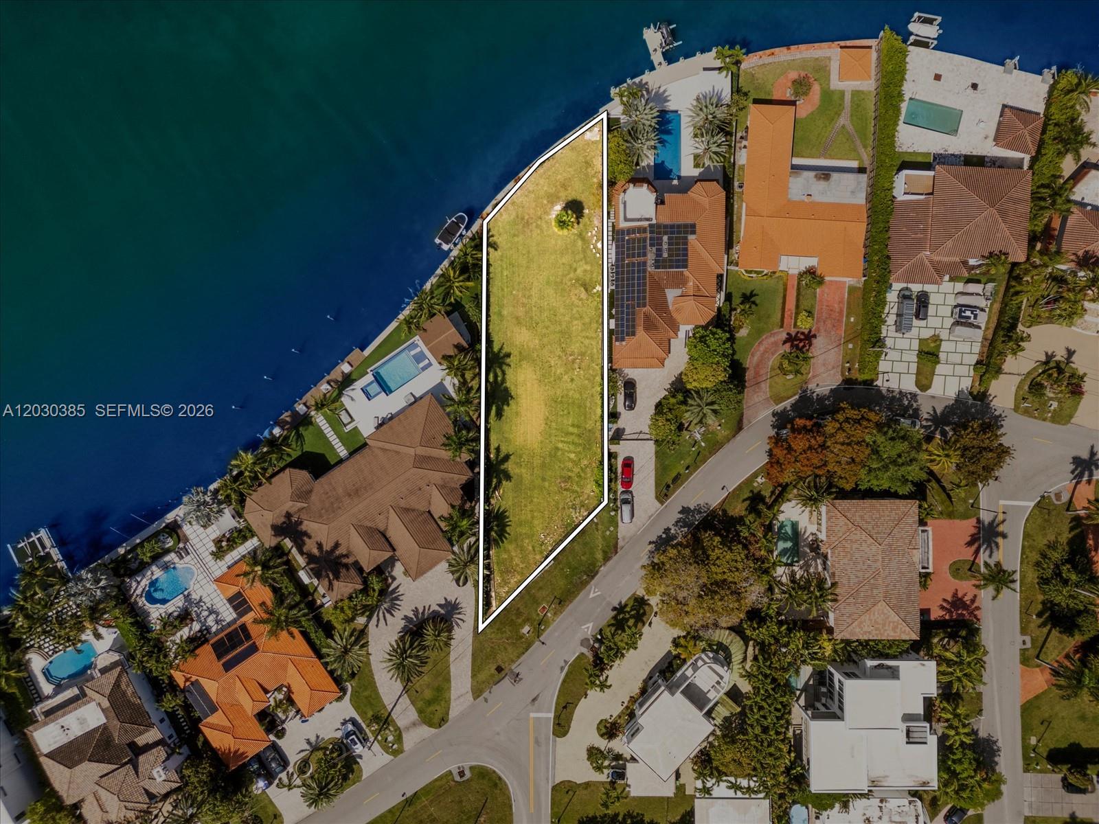 18800 N Bay Road Property Photo 14