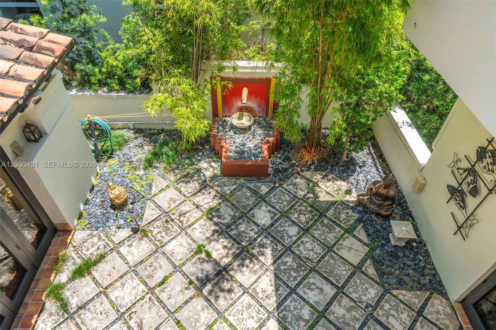 5860 Pine Tree Drive Property Photo 18
