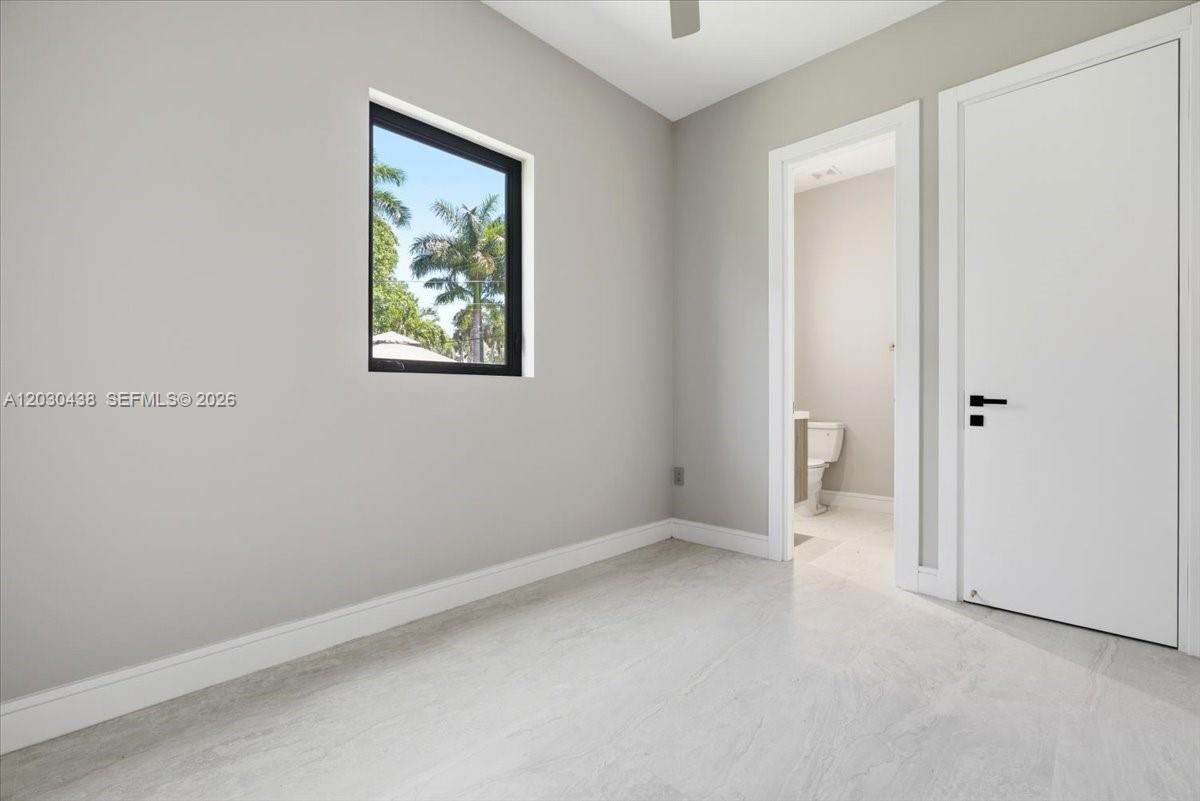 1380 Hollywood Boulevard Property Photo 16
