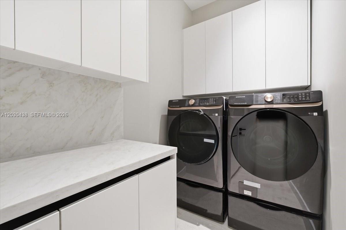 1380 Hollywood Boulevard Property Photo 38