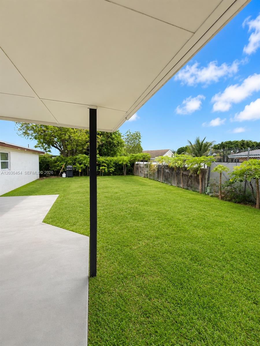 20600 Sw 118th Place Property Photo 2