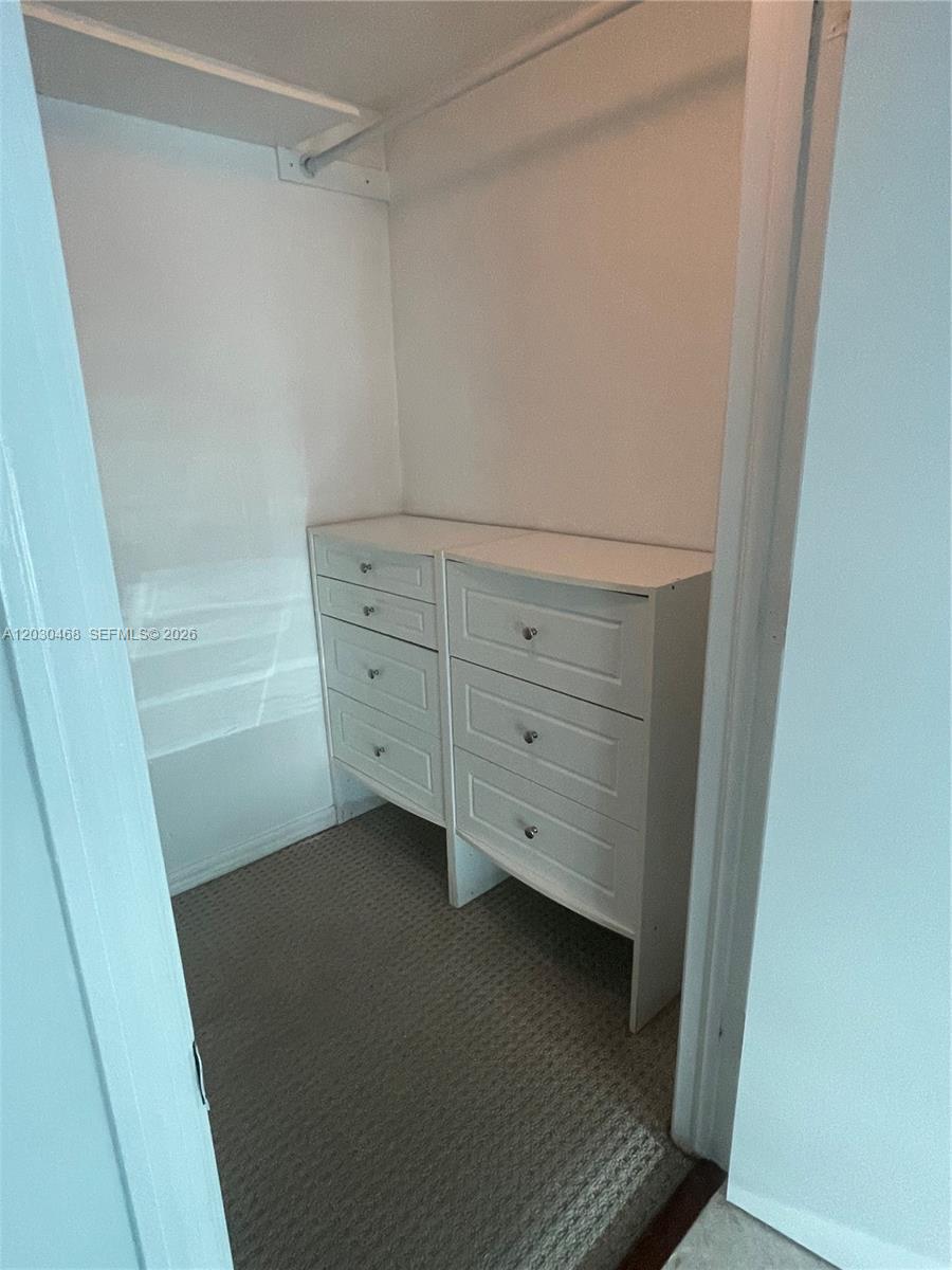 500 Brickell Avenue 3105 Property Photo 13