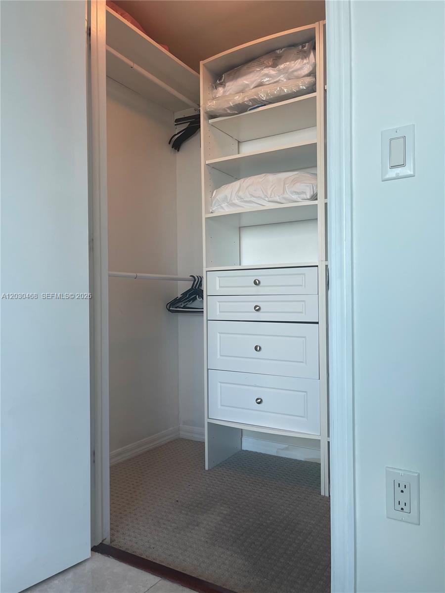 500 Brickell Avenue 3105 Property Photo 20