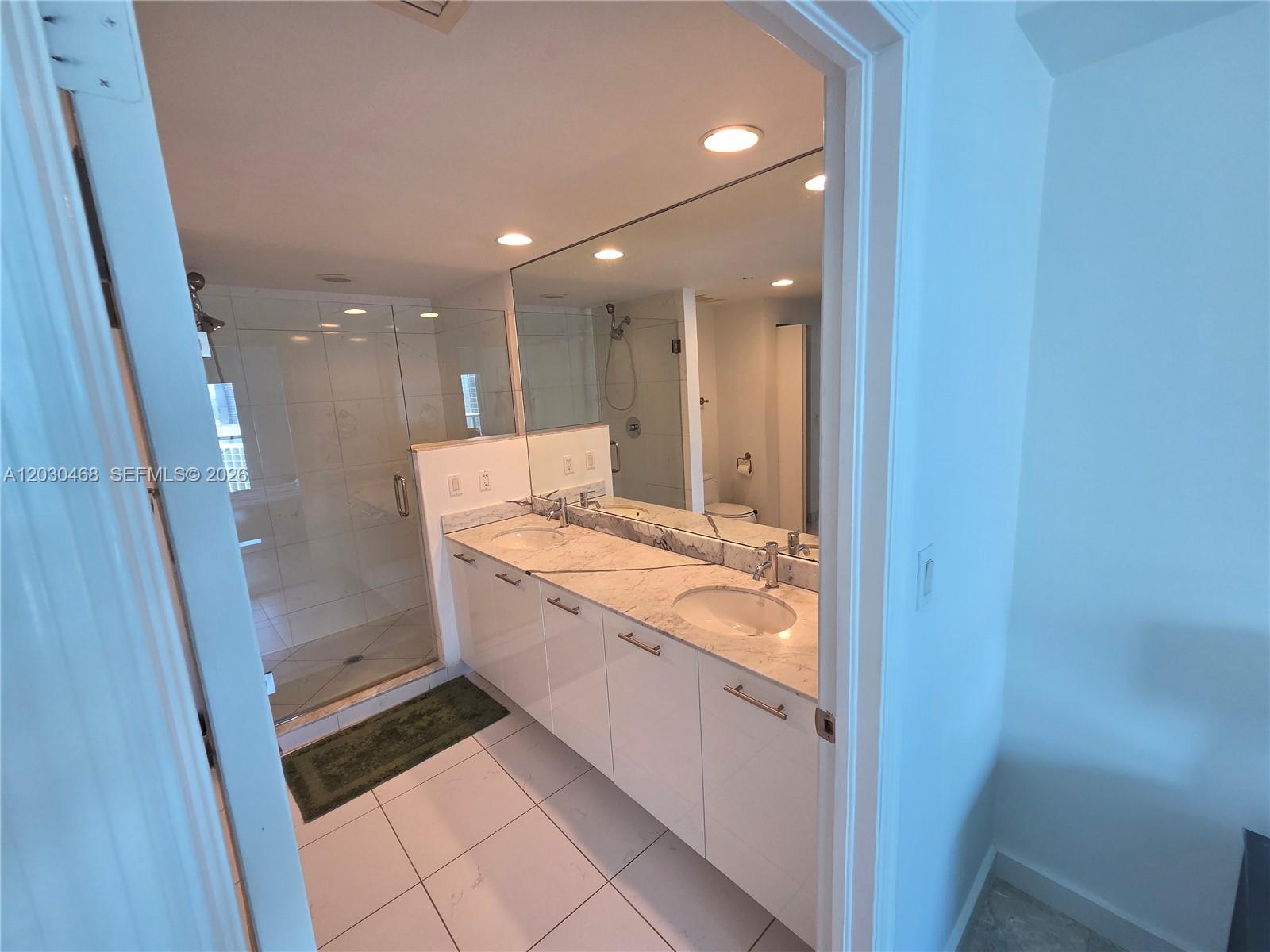 500 Brickell Avenue 3105 Property Photo 22