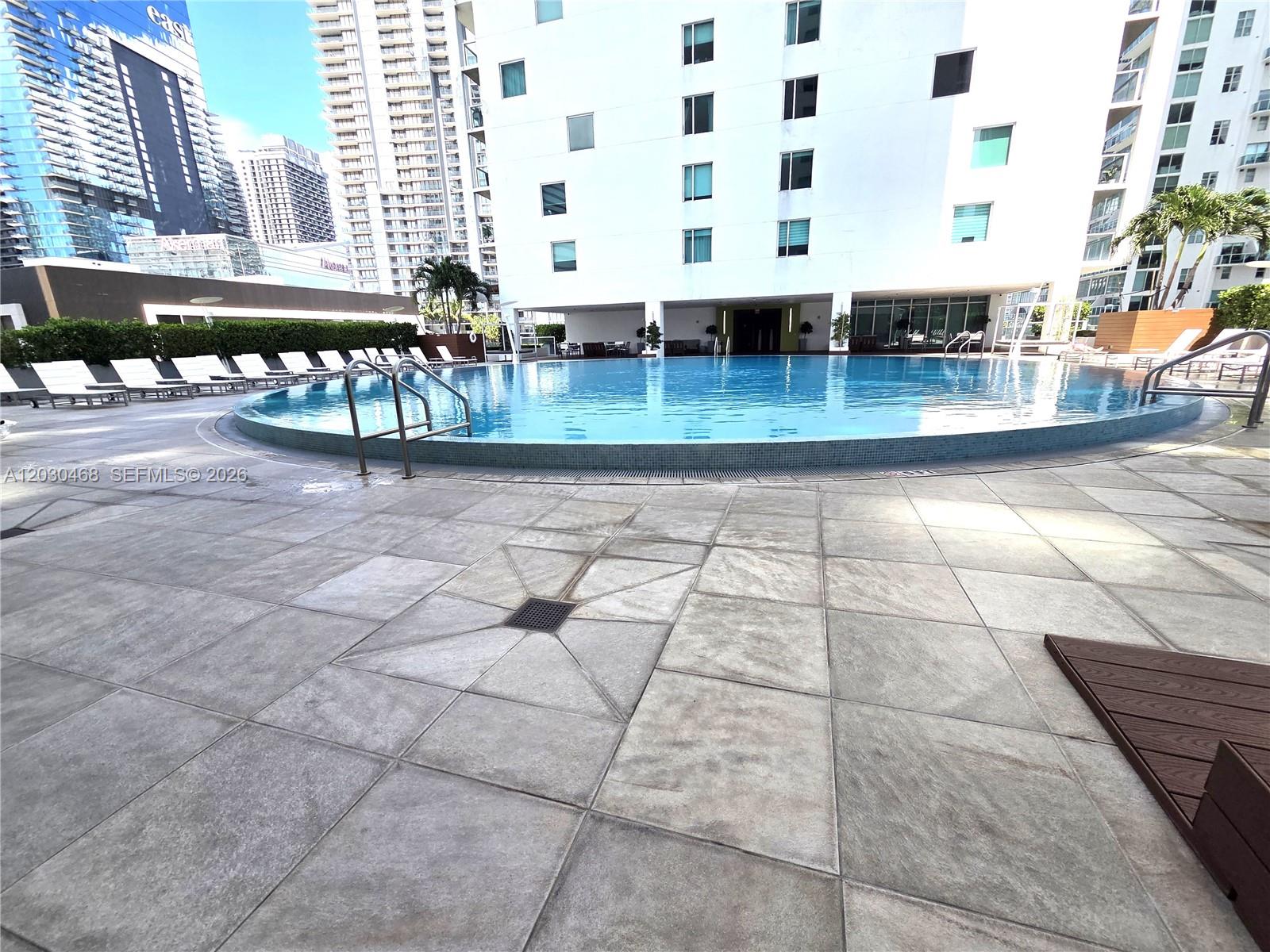 500 Brickell Avenue 3105 Property Photo 32