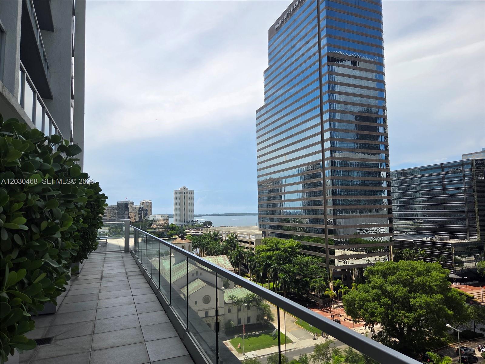 500 Brickell Avenue 3105 Property Photo 35