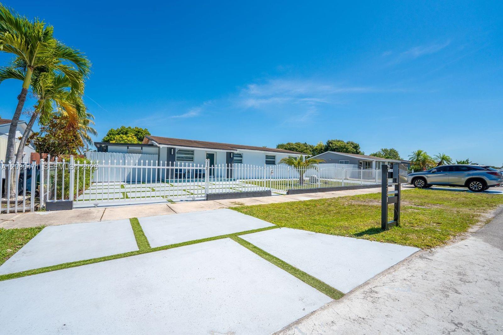 11851 Sw 181st Street Property Photo 1