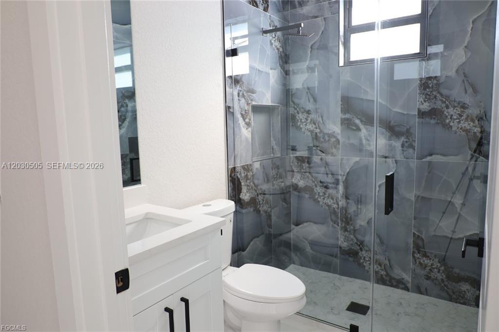 3512 9th Street W Property Photo 20