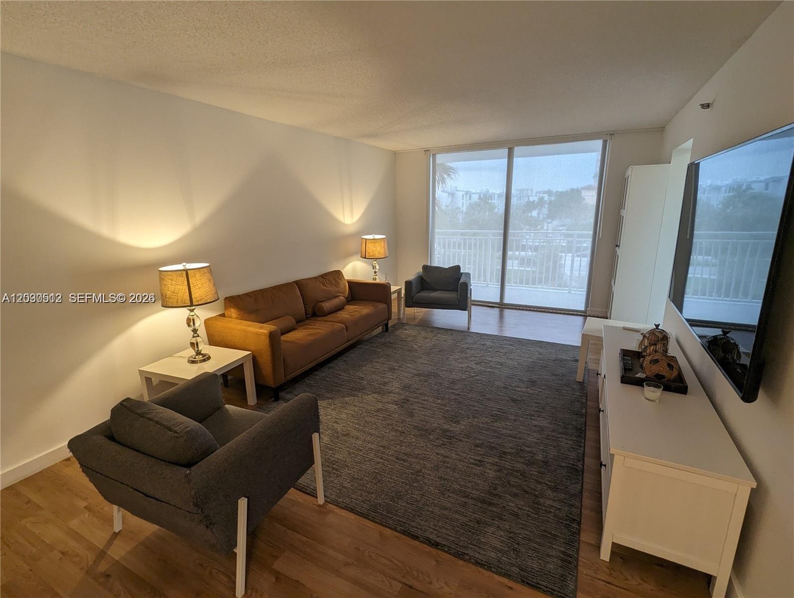 A12030512 Property Photo 1