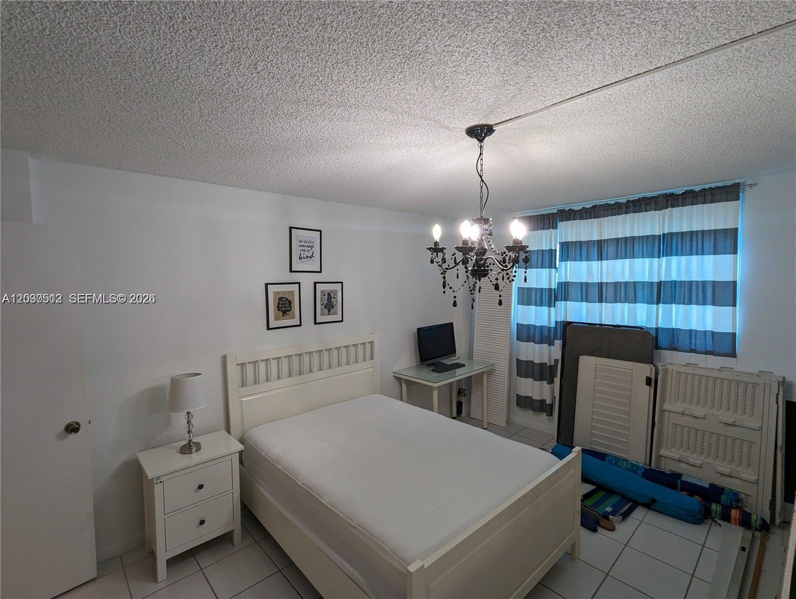 A12030512 Property Photo 6