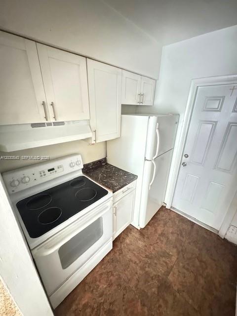 A12030540 Property Photo 6