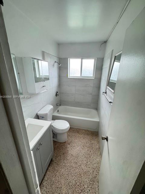 A12030540 Property Photo 11