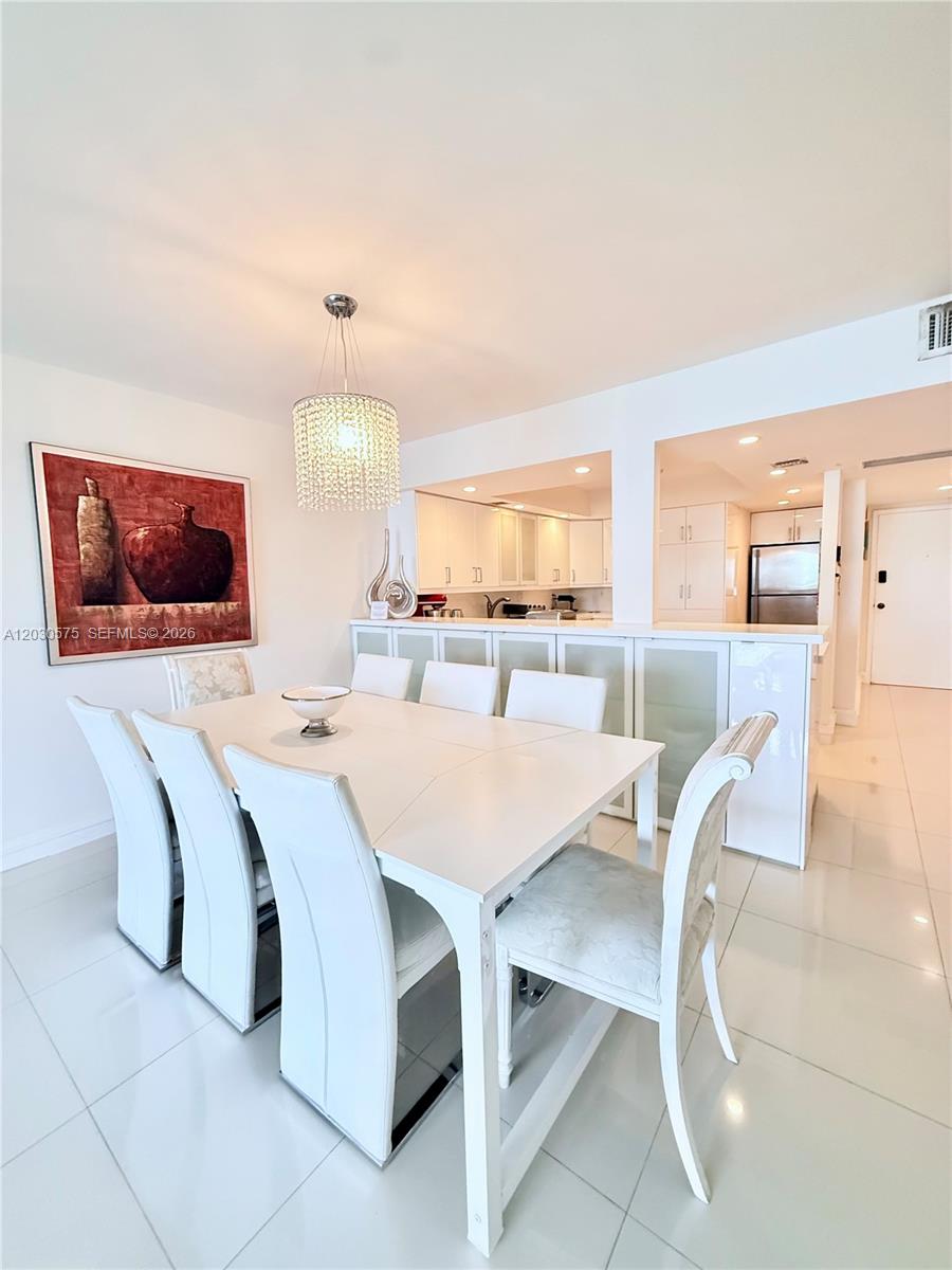 3140 S Ocean Drive 310 Property Photo 6