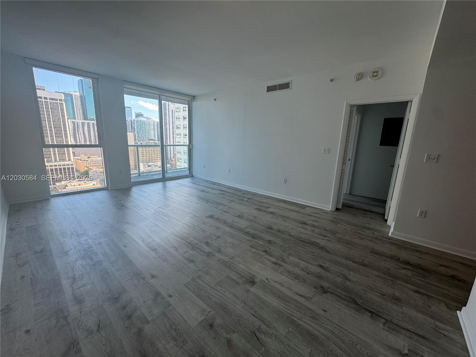 244 Biscayne Boulevard 2105 Property Photo 13